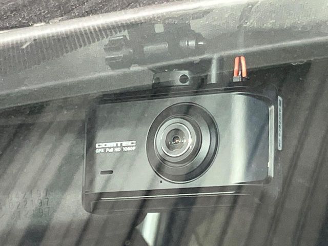 TOYOTA RAV4 HYBRID 4WD 2022 Image 31