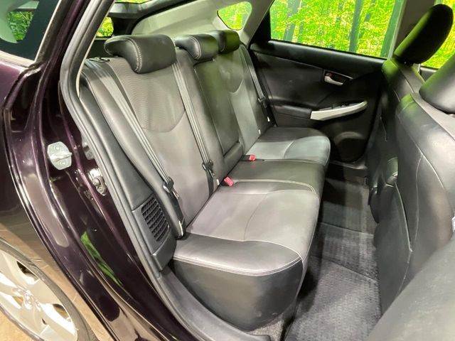 TOYOTA PRIUS 2013 Image 31