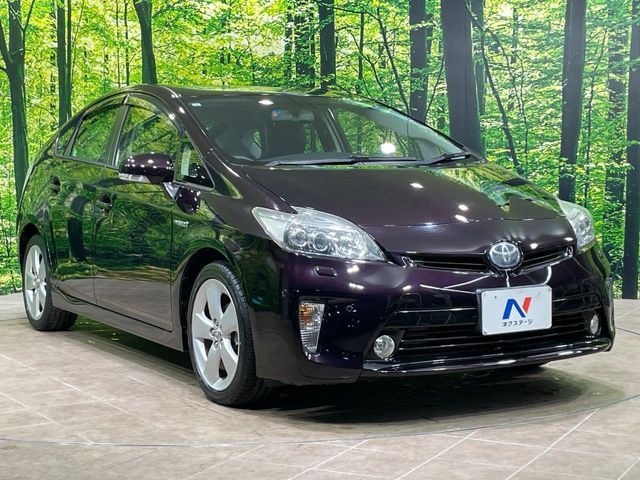 TOYOTA PRIUS 2013 Image 31