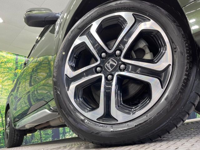 HONDA VEZEL HYBRID 2015 Image 31