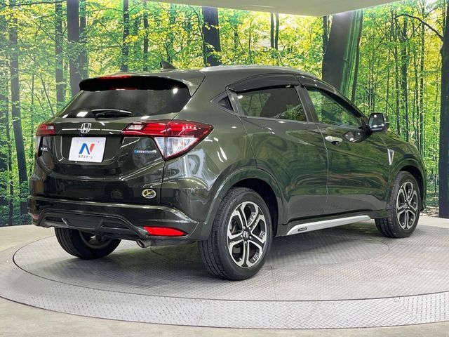 HONDA VEZEL HYBRID 2015 Image 31