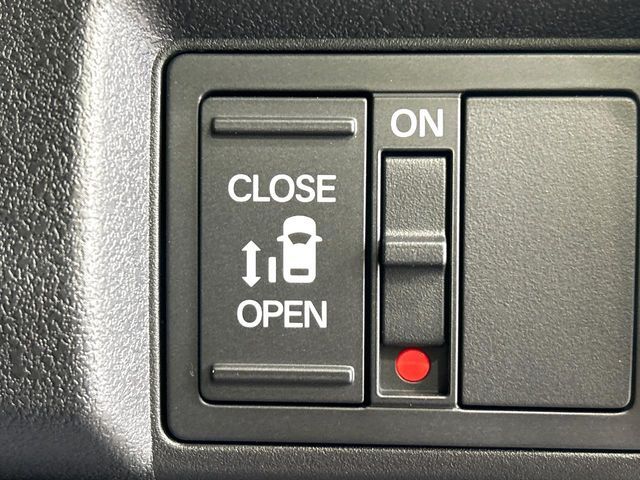 HONDA N BOX CUSTOM 2025 Image 31