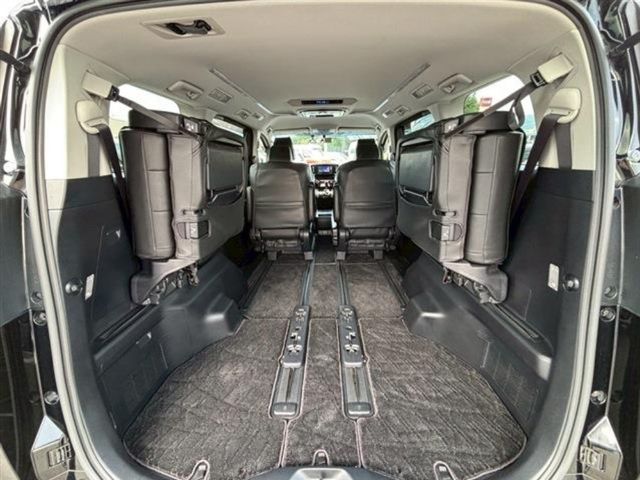 TOYOTA ALPHARD 2016 Image 31