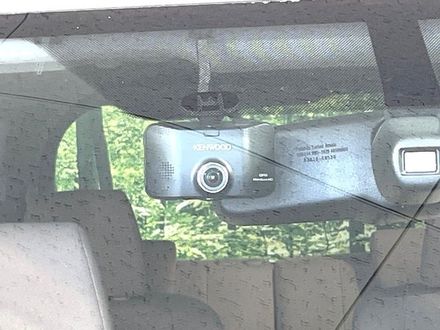 TOYOTA NOAH 2014 Image 31