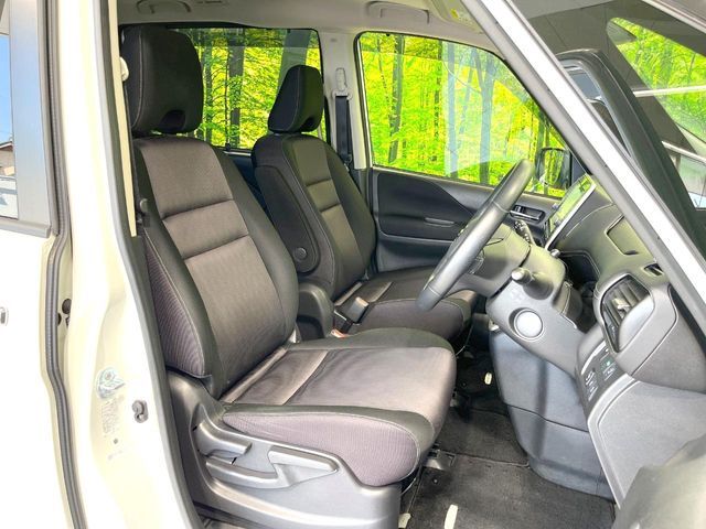 NISSAN SERENA  S-HYBRID 2018 Image 31