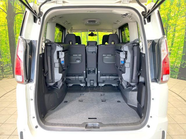 NISSAN SERENA  S-HYBRID 2018 Image 31