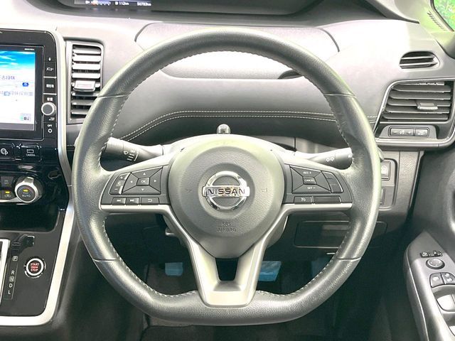 NISSAN SERENA  S-HYBRID 2018 Image 31