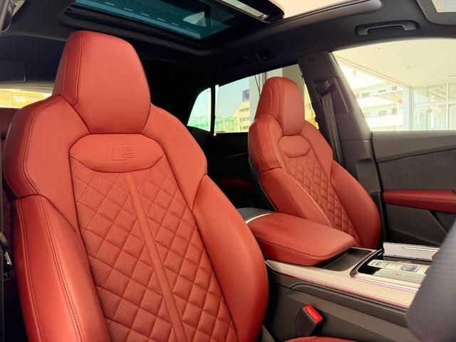 AUDI SQ8 2024 Image 31