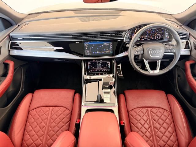 AUDI SQ8 2024 Image 31