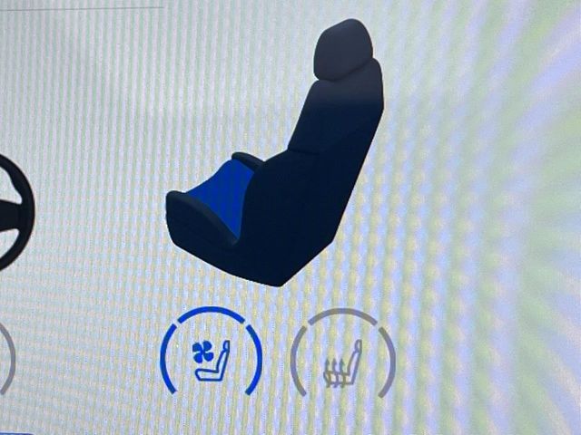 TOYOTA CROWN SEDAN HYBRID 2024 Image 31