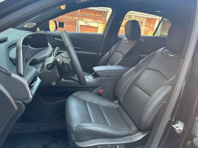 CADILLAC XT4 2025 Image 31