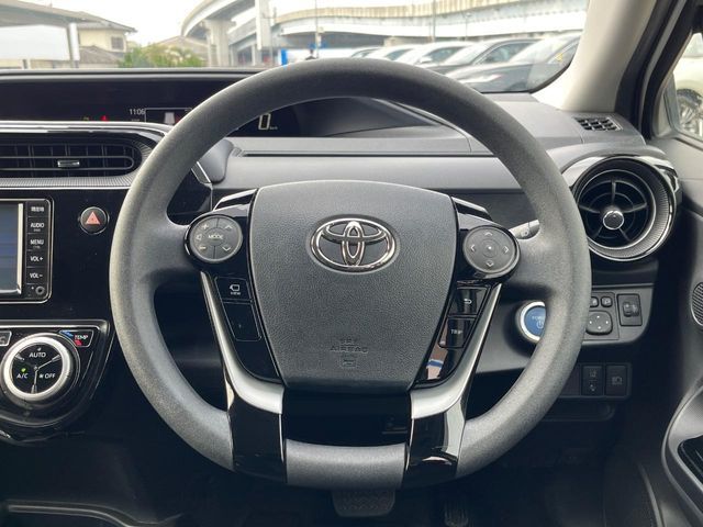 TOYOTA AQUA 2021 Image 31