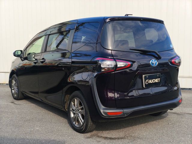 TOYOTA SIENTA HYBRID 2017 Image 31