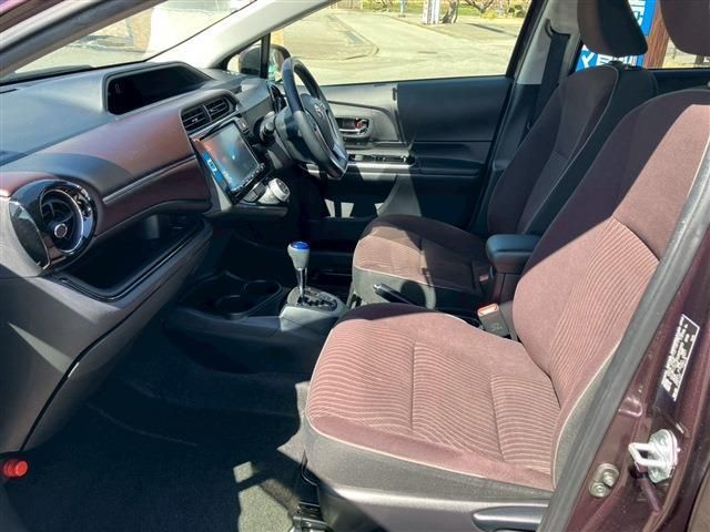 TOYOTA AQUA 2016 Image 31