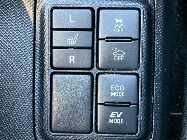 TOYOTA AQUA 2016 Image 31