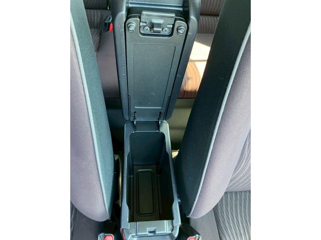 TOYOTA AQUA 2016 Image 31