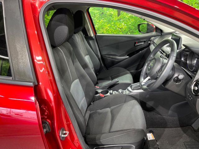 MAZDA DEMIO 2017 Image 31