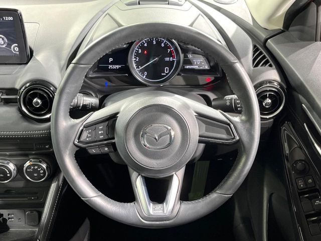 MAZDA DEMIO 2017 Image 31
