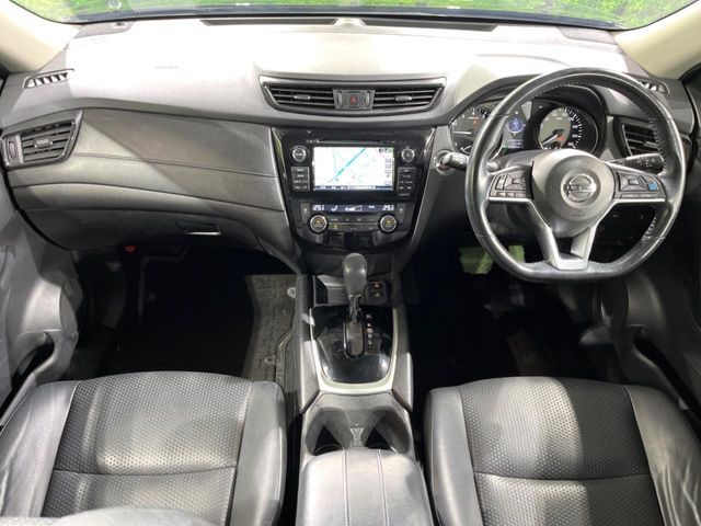 NISSAN X-TRAIL 2WD 2018 Image 31