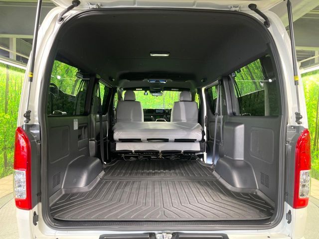 TOYOTA HIACE VAN 2WD 2021 Image 31