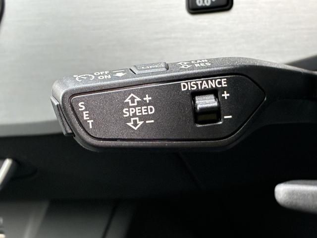 AUDI A4 2022 Image 31