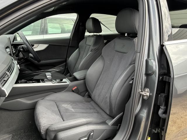 AUDI A4 2022 Image 31