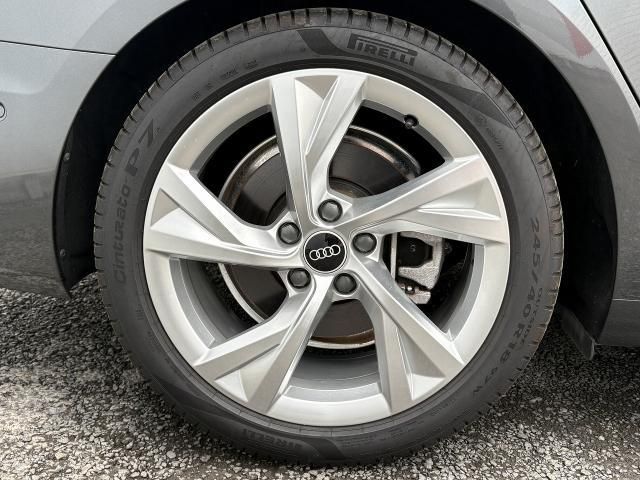 AUDI A4 2022 Image 31