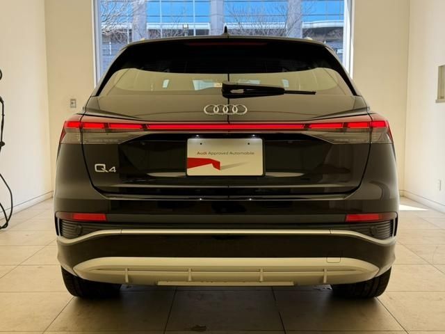 AUDI Q4 E-TRON 2025 Image 31