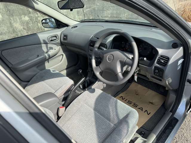 NISSAN SUNNY SEDAN 2001 Image 31