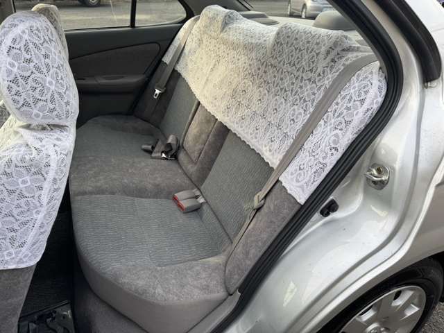 NISSAN SUNNY SEDAN 2001 Image 31