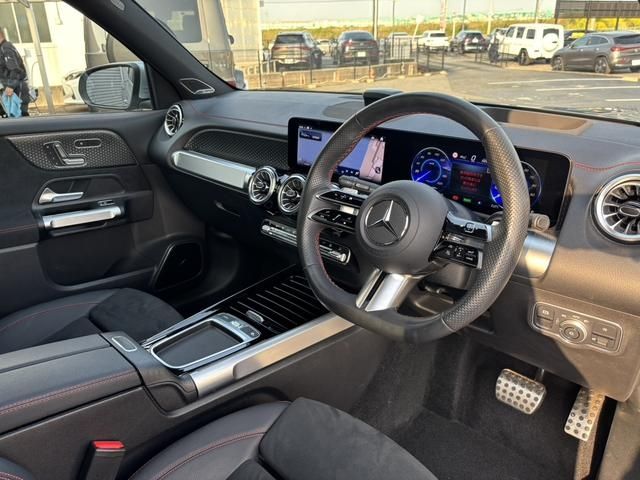 MERCEDES BENZ EQB 2025 Image 31