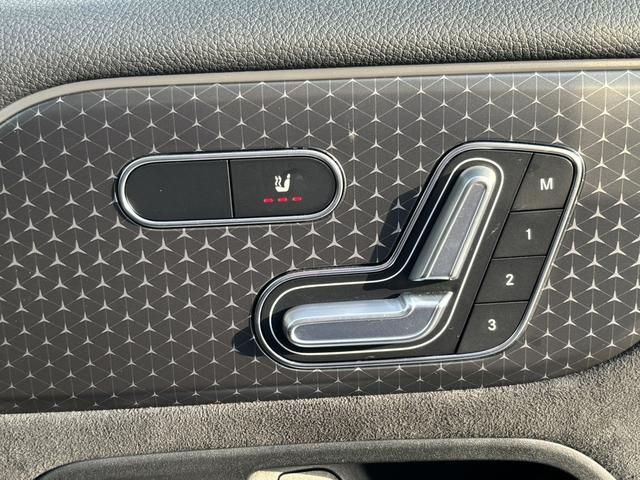 MERCEDES BENZ EQB 2025 Image 31