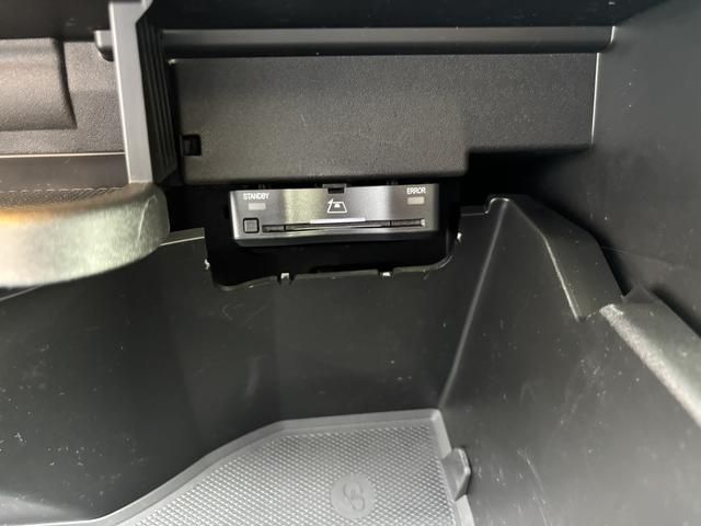 MERCEDES BENZ EQB 2025 Image 31