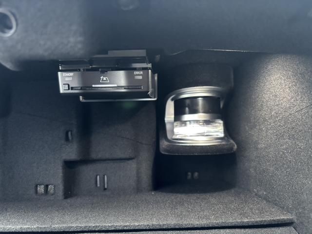 MERCEDES BENZ EQE SU 2024 Image 31