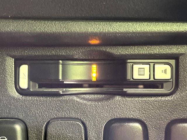 MITSUBISHI DELICA D:5 2WD 2013 Image 31