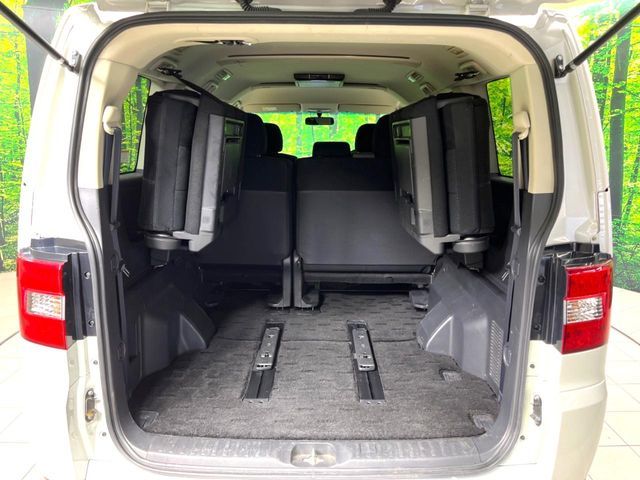MITSUBISHI DELICA D:5 2WD 2013 Image 31