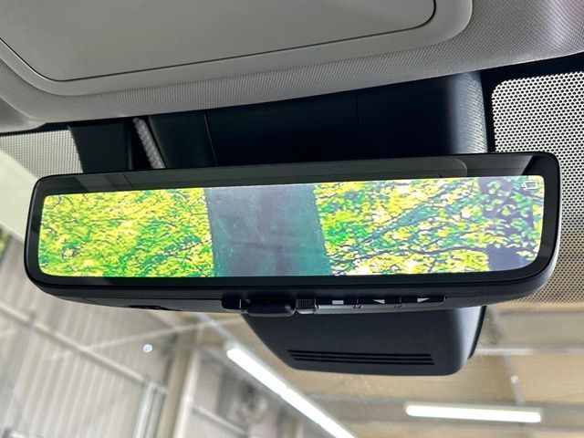 TOYOTA RAV4 HYBRID 4WD 2022 Image 31