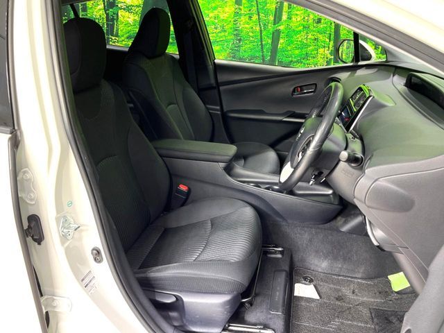 TOYOTA PRIUS 2016 Image 31