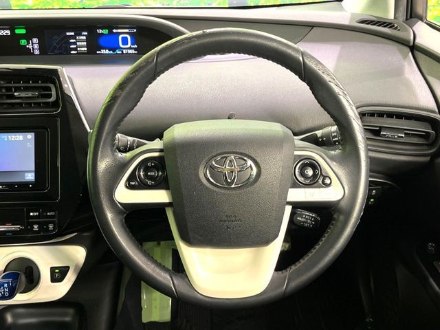 TOYOTA PRIUS 2016 Image 31