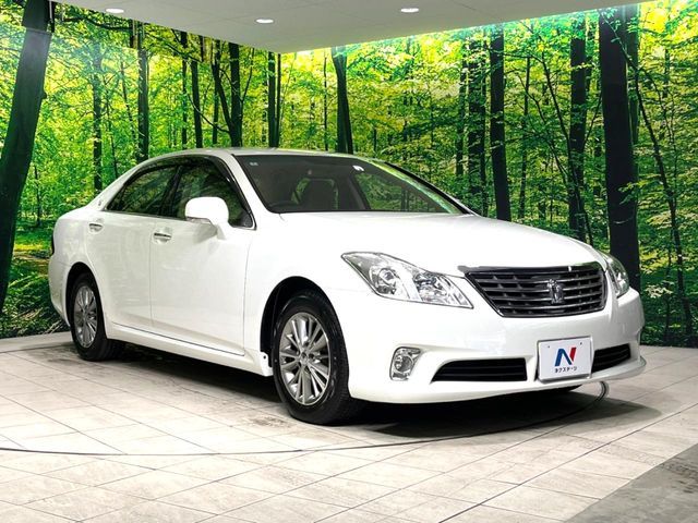 TOYOTA CROWN SEDAN 2010 Image 31