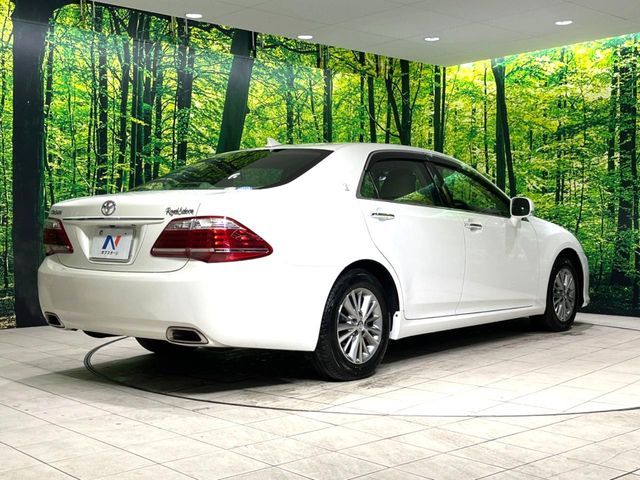 TOYOTA CROWN SEDAN 2010 Image 31