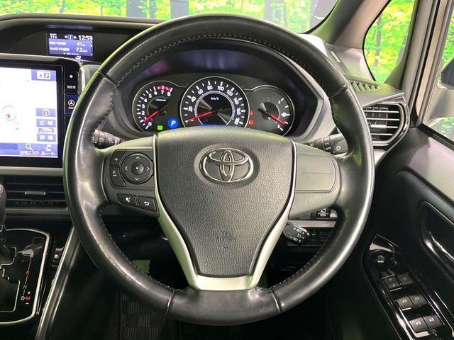 TOYOTA VOXY 2018 Image 31