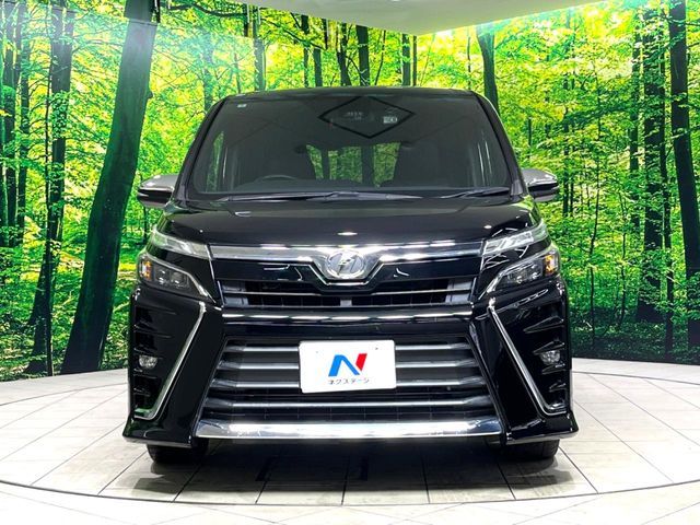 TOYOTA VOXY 2018 Image 31