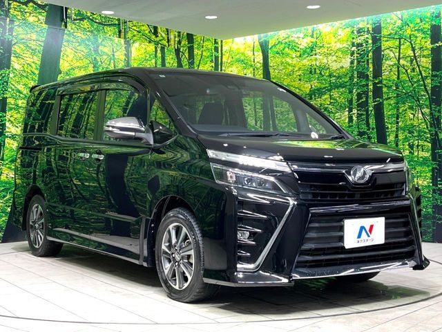 TOYOTA VOXY 2018 Image 31