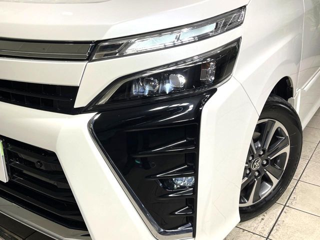 TOYOTA VOXY 2021 Image 31