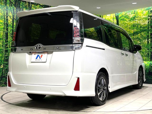 TOYOTA VOXY 2021 Image 31
