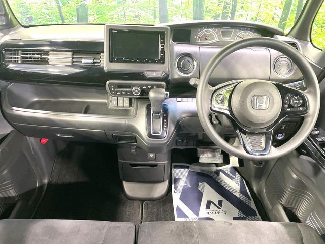 HONDA N BOX CUSTOM 2021 Image 31