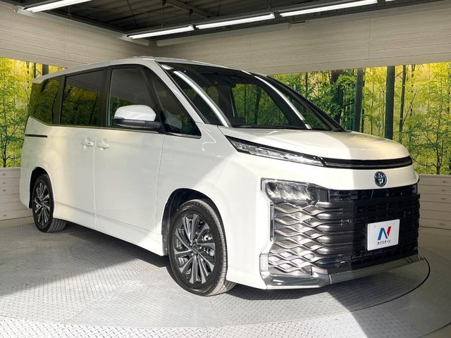 TOYOTA VOXY HYBRID 2025 Image 31