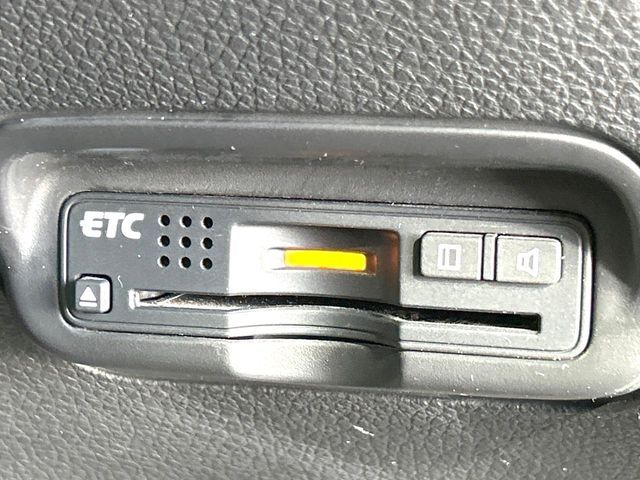 HONDA VEZEL HYBRID 2016 Image 31