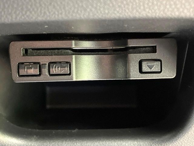 DAIHATSU MOVE CUSTOM 2017 Image 31